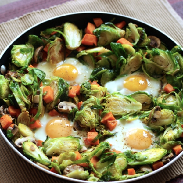 Cheap Healthy Meal: Egg & Sweet Potato Hash with Brussel Sprouts