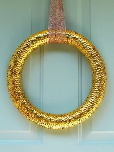DIY Gold Tack Wreath[